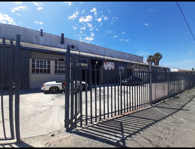 1,695M² BUILDING SOLD IN ATHLONE